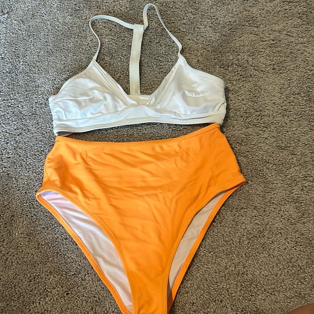 Cupshe Bikini Size Small